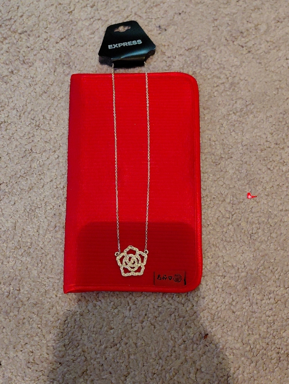 Express Silver Floral Pendant Necklace